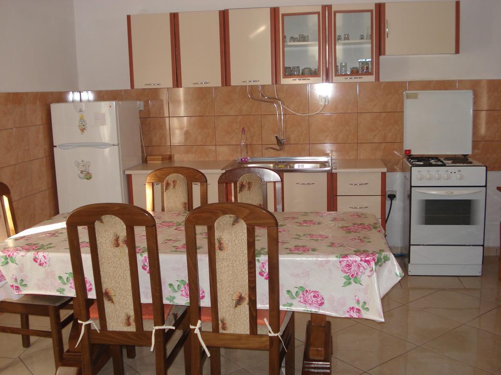 Apartment Blaza سينج الغرفة الصورة